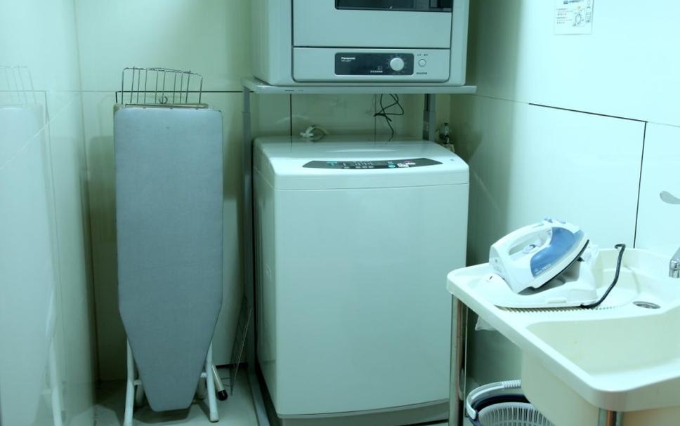 Laundry facility Photo