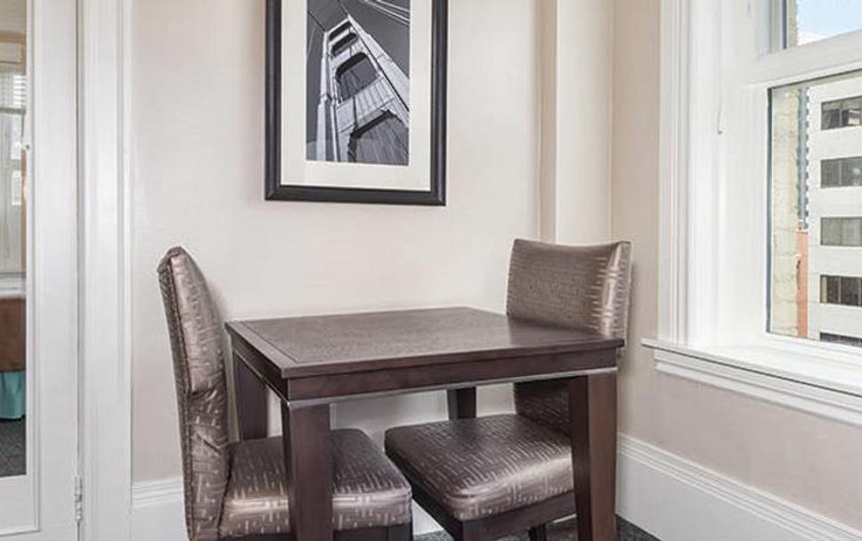 Dining room Photo