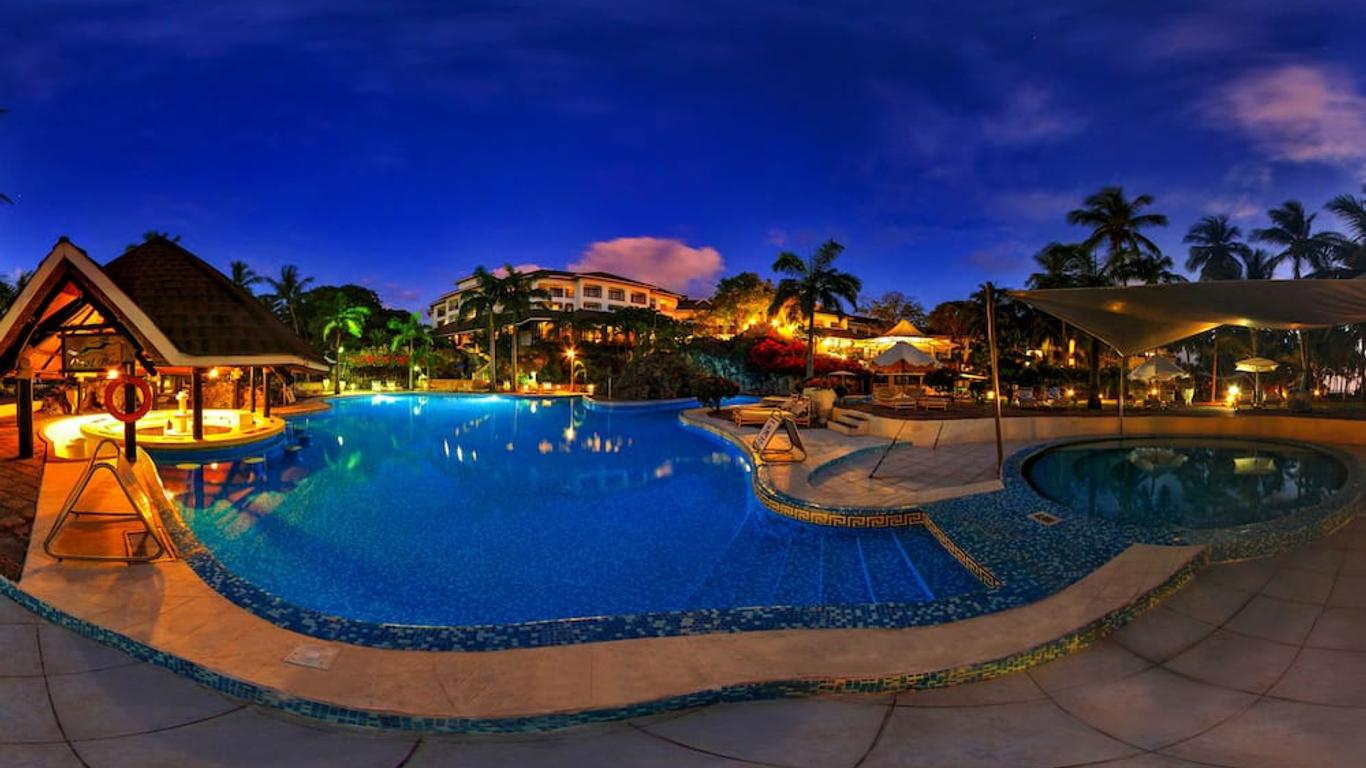 Diani Reef Beach Resort & Spa