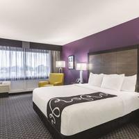 La Quinta Inn & Suites by Wyndham Virginia Beach