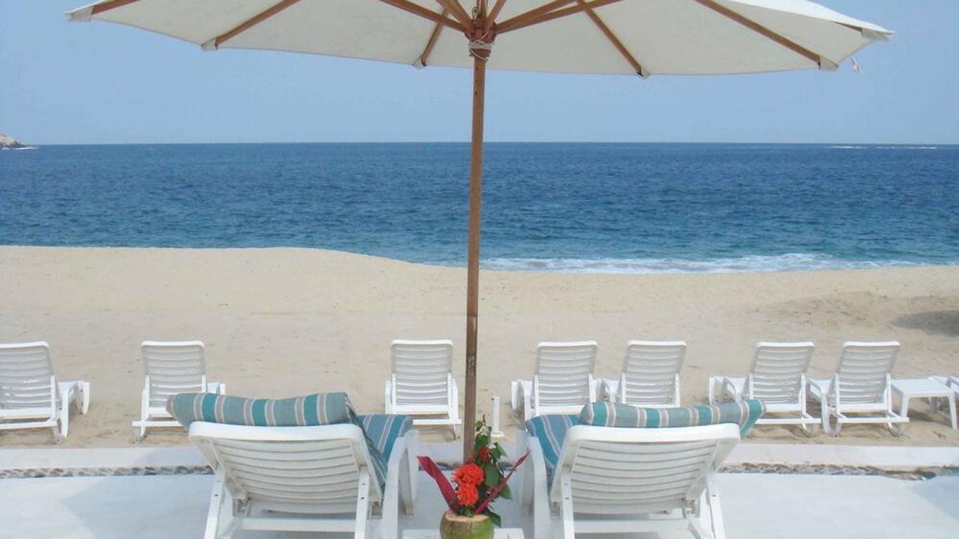 Hotel Castillo Huatulco & Beach Club from €60. Santa Maria Huatulco Hotel  Deals & Reviews - KAYAK