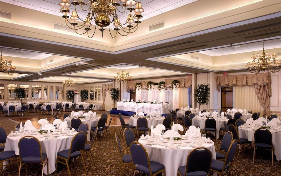 Banquet hall Photo