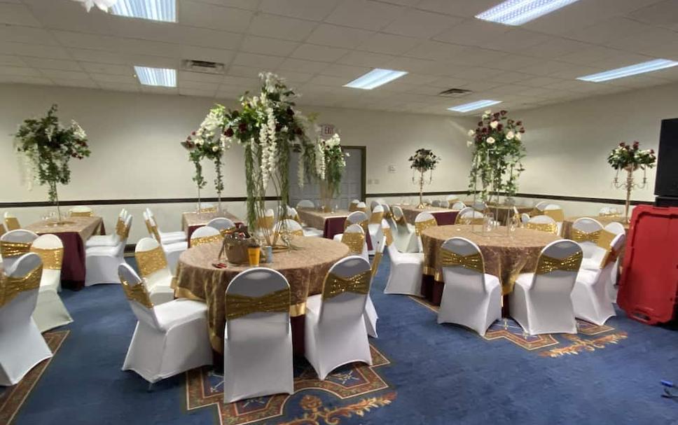 Banquet hall Photo