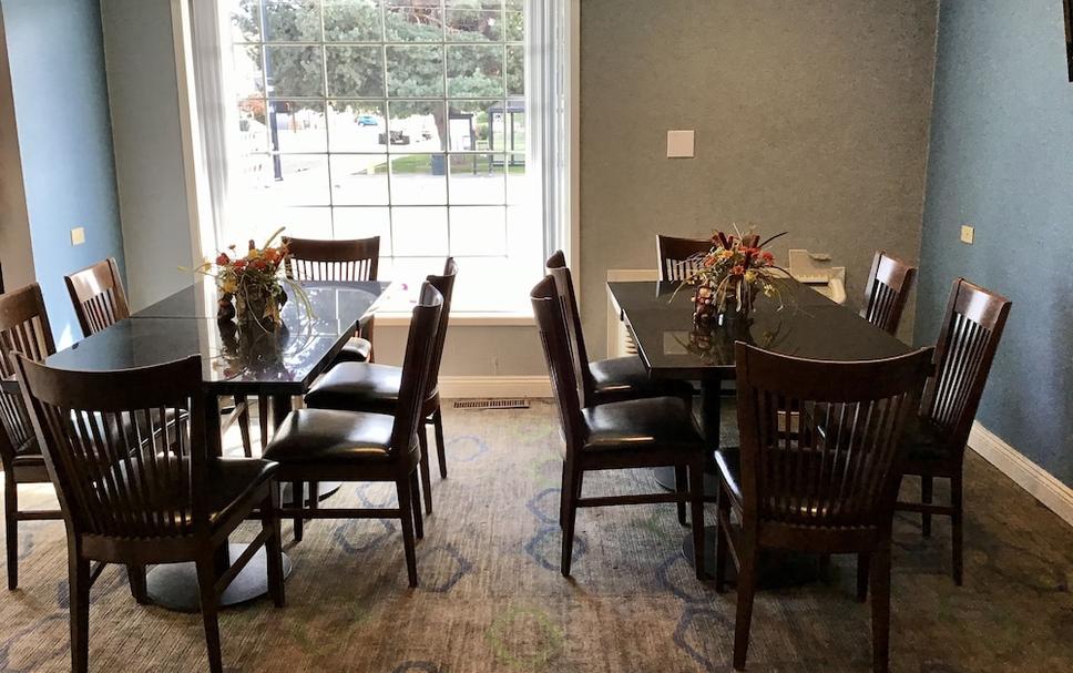 Dining room Photo