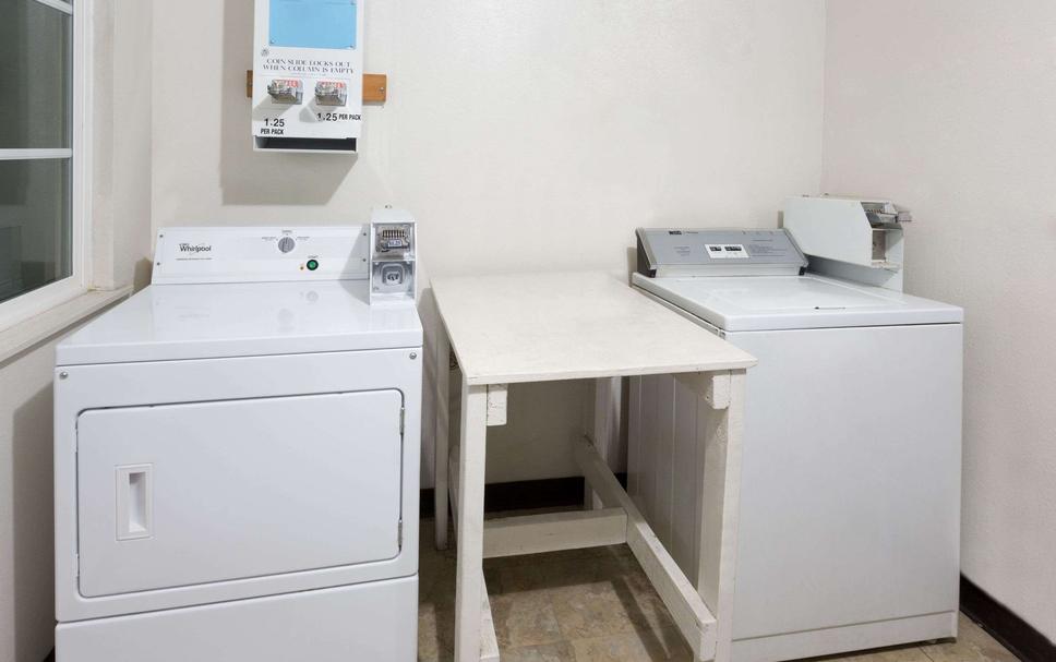 Laundry facility Photo