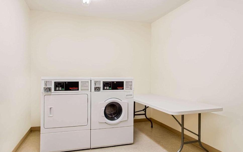 Laundry facility Photo