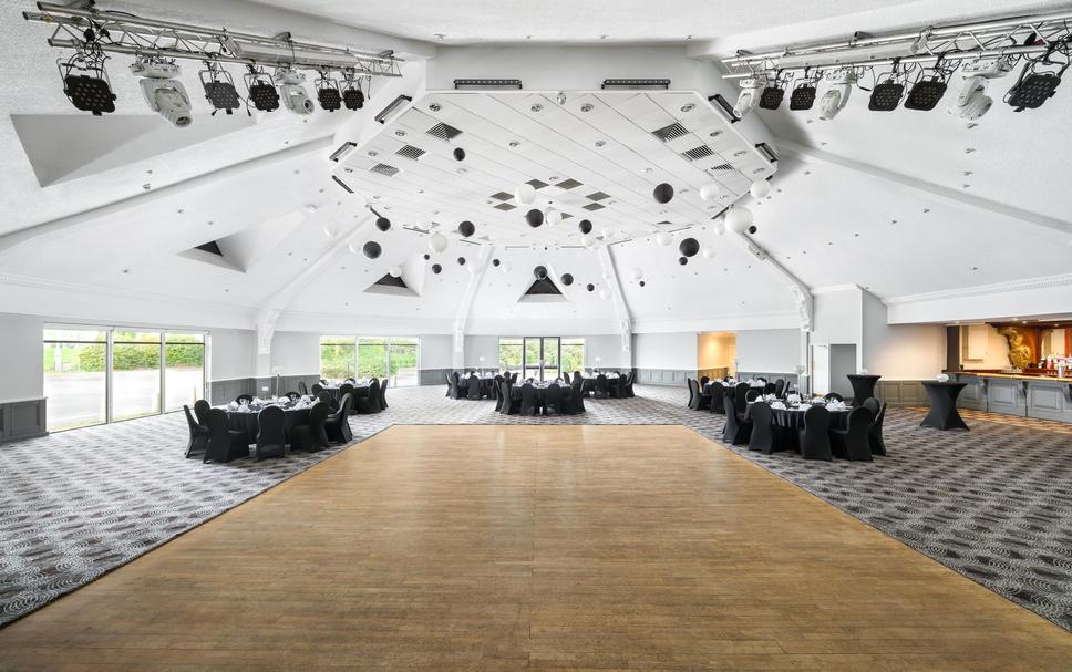 Banquet hall Photo