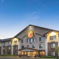 Super 8 by Wyndham Bloomington/Airport