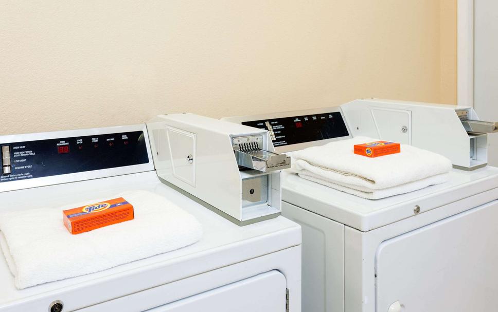 Laundry facility Photo