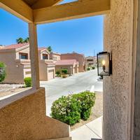 Lake Havasu City Condo - Walk to Rotary Park!