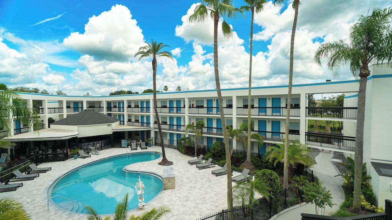 Oasis Bay Suites, Tampa, Busch Gardens, Usf